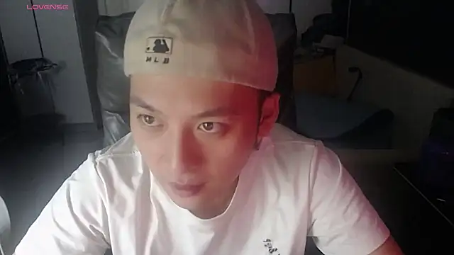 yichen008n Live XXX chat