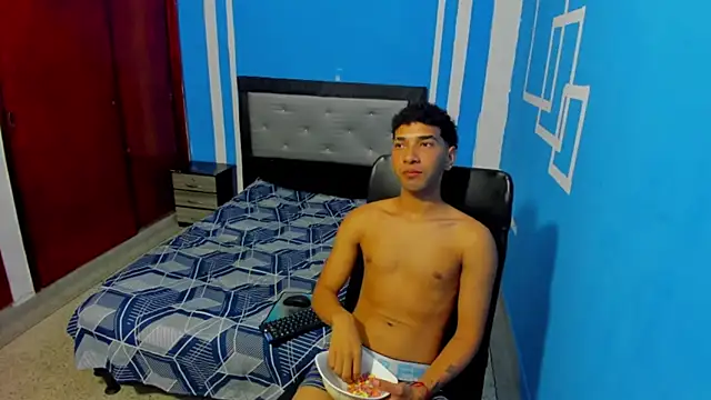Chatroom XXX en direct de efrain_boy