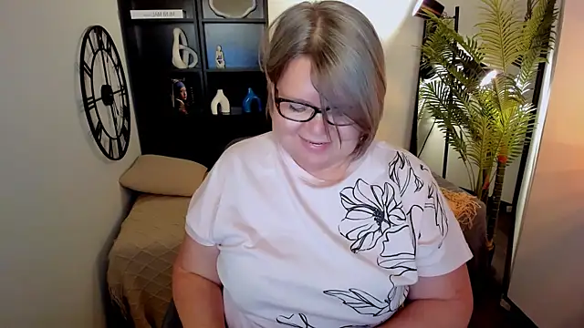 Shannonshine's Live XXX Chat