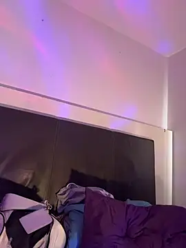 Chatroom XXX en direct de SweetHushviolet