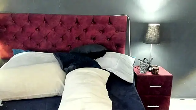 ZiaNoir_'s Live XXX Chat