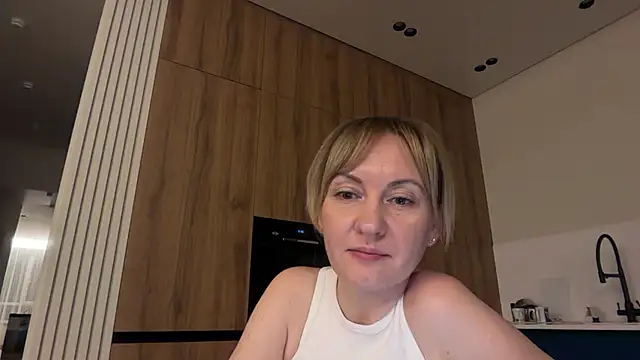 Chatroom XXX en direct de Dorielle