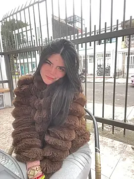 PamelaJonsom_ Adlı Modelin Canlı XXX Sohbeti