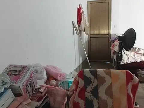 RebelAura Adlı Modelin Canlı XXX Sohbeti