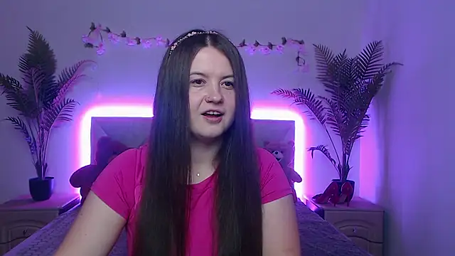 Chat +18 de MavkaCute ao vivo