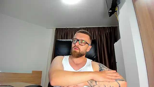 Findom_guy Chat XXX live