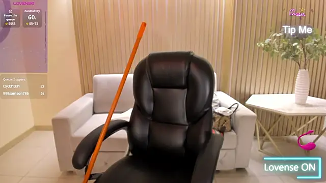 Chat XXX en directo de SophiePalmer