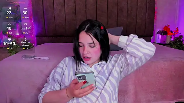 Julieth_CaandyのライブXXXチャット