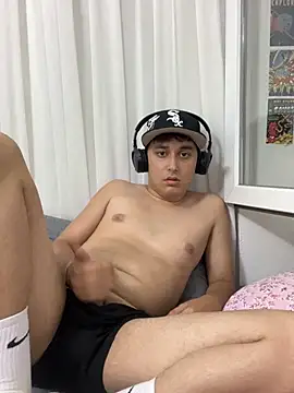 عرض كام imjustaboyy1