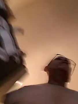 הופעת וובקאם של bobby69cock