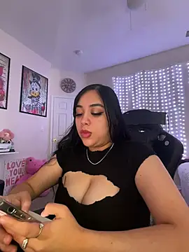 Chatroom XXX en direct de DSLSHAWTY