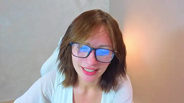 Emmiennova's Live XXX Chat