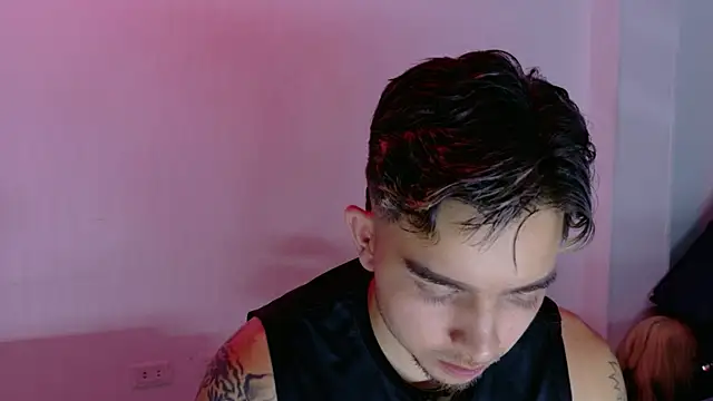 AliceandMax Adlı Modelin Canlı XXX Sohbeti