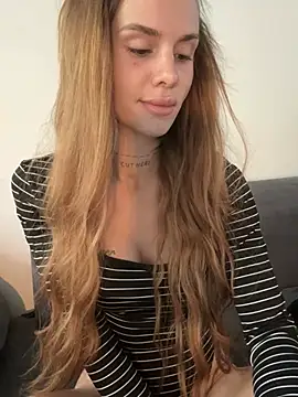 EmiliaCatalina Webcam-Show
