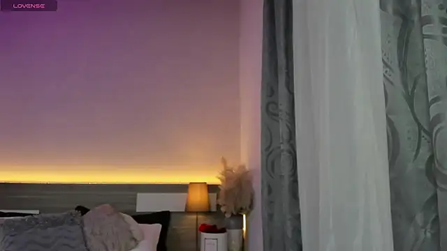 ZarahFoxx Chat XXX live