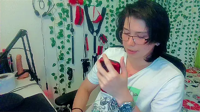 Chatroom XXX en direct de Andy_gray