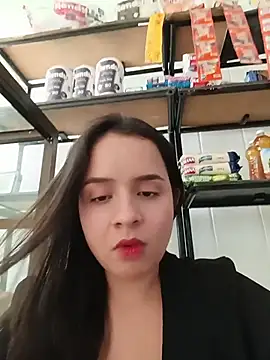 Julieth_hot-69: απευθείας συνομιλία ΧΧΧ