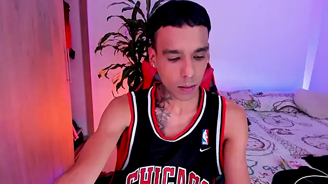 Chat XXX Live Damianwhite