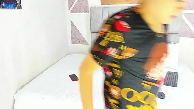 christopher_Hot লাইভ XXX চ্যাট