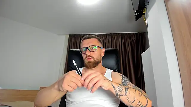 Findom_guy – Naživo XXX chat