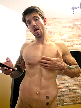 Mystery_Mark Show in webcam