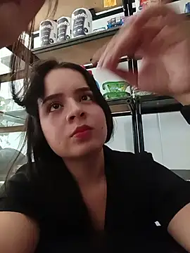 Julieth_hot-69 Chat XXX live