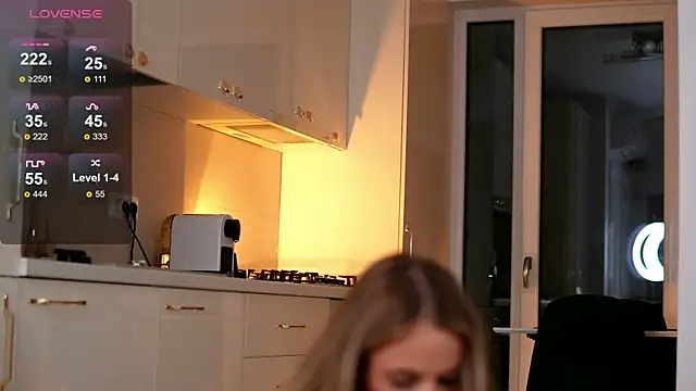 ElaraShine Live XXX Chat