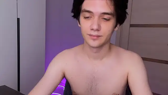 XXX chat uživo modela Zombde
