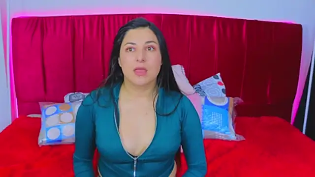 cuteeimy Adlı Modelin Canlı XXX Sohbeti
