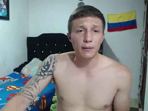 Stiiveen777 Live XXX Chat