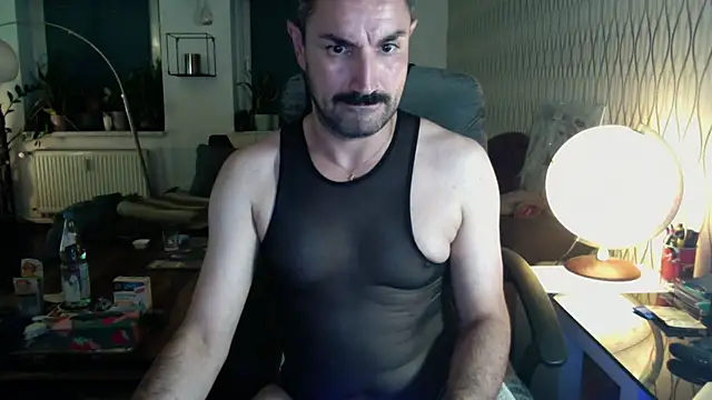 tomz0819 Live XXX-Chat