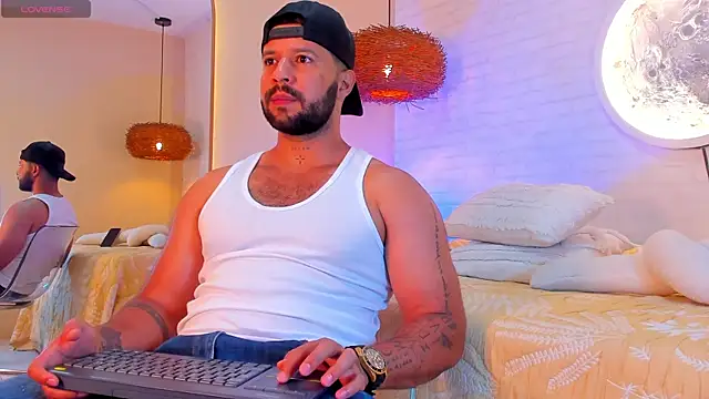 jekvalentino Chat XXX live