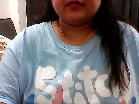 radhikkaaのライブXXXチャット