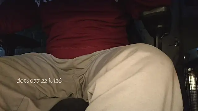 XXX chat uživo modela doTao7