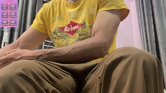 Chat XXX Live DevilsFavoriteBoy