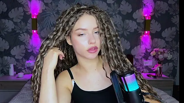 Chat +18 de BitterPeach ao vivo