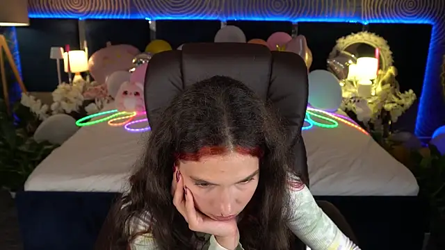 BabyFlowerr's Live XXX Chat