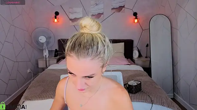 Silen_Tori Live XXX-chat