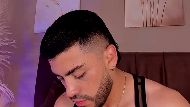 Živý XXX chat Alexander_Diazz