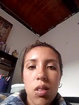 Kony_lann's Live XXX Chat