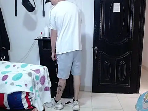 Zac_Efront 라이브 XXX 채팅