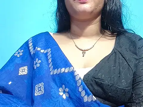 Adhiti_1's Live XXX Chat
