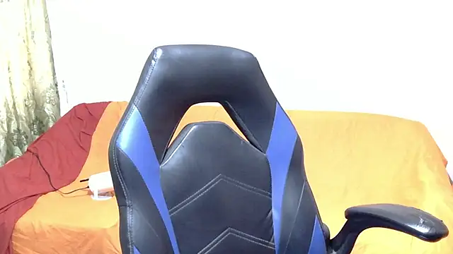 Darkkras Live XXX Chat