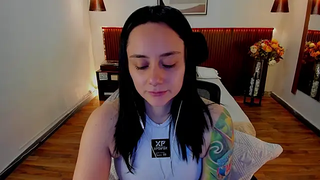 KatherineBond – Naživo XXX chat