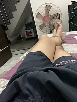 sweet_lollipop4 Adlı Modelin Canlı XXX Sohbeti