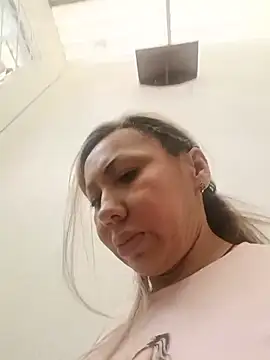 coral_smitth's Live Sex Cam Show