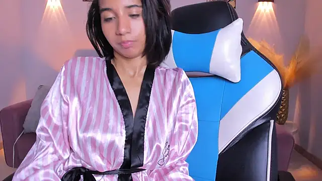 Chat XXX ao vivo de Emily_bruss