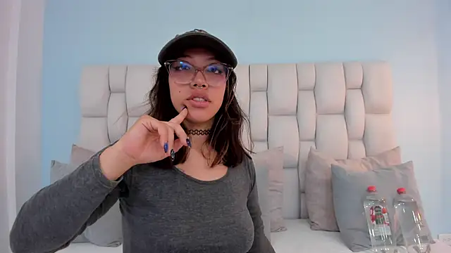 Chat XXX ao vivo de vayra_moon