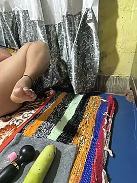 Chat +18 de Hotty-Rani-Bhabi ao vivo