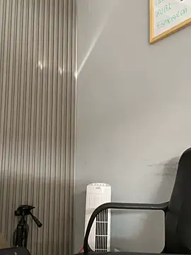 Dante_Rushx Adlı Modelin Canlı XXX Sohbeti